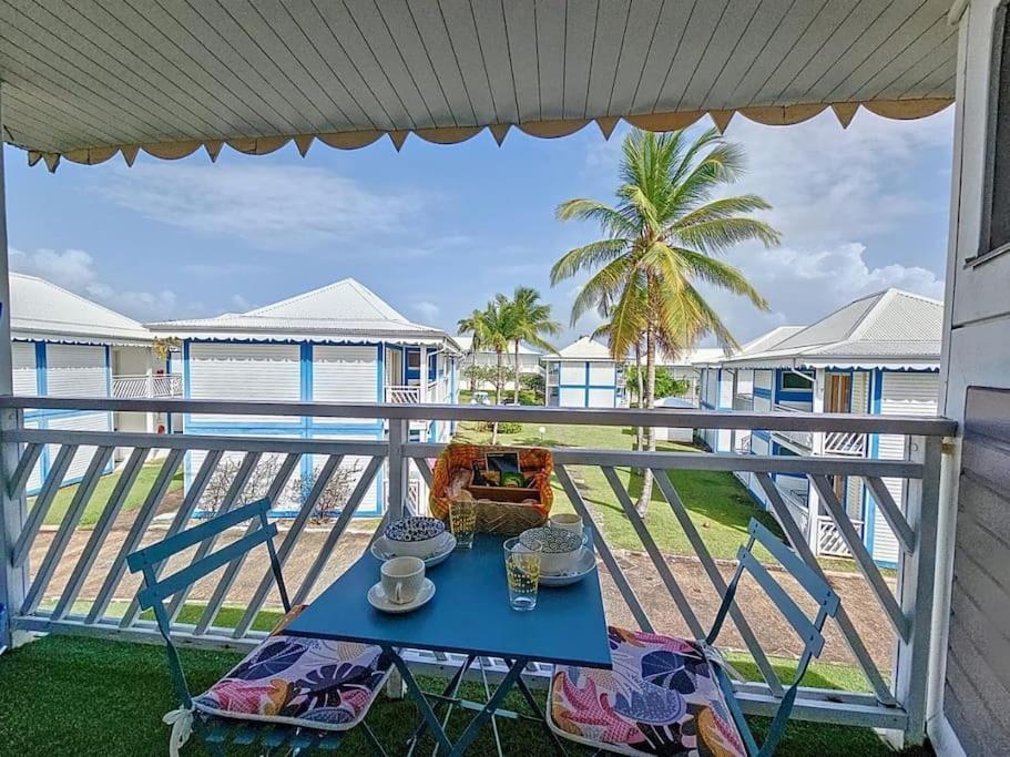 Studio Dans Village Vacances Manganao Saint-Francois  Exterior foto